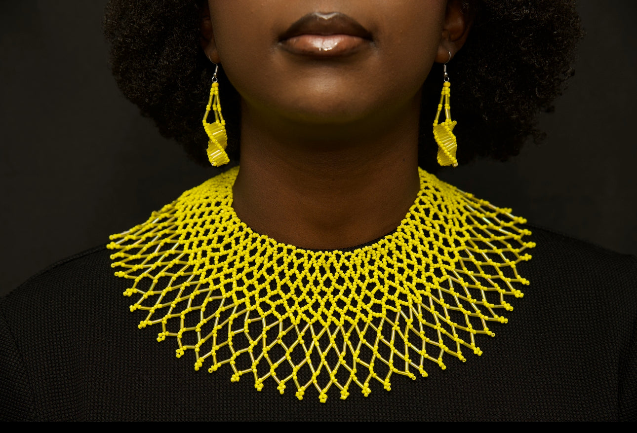 Happy Collar Necklace